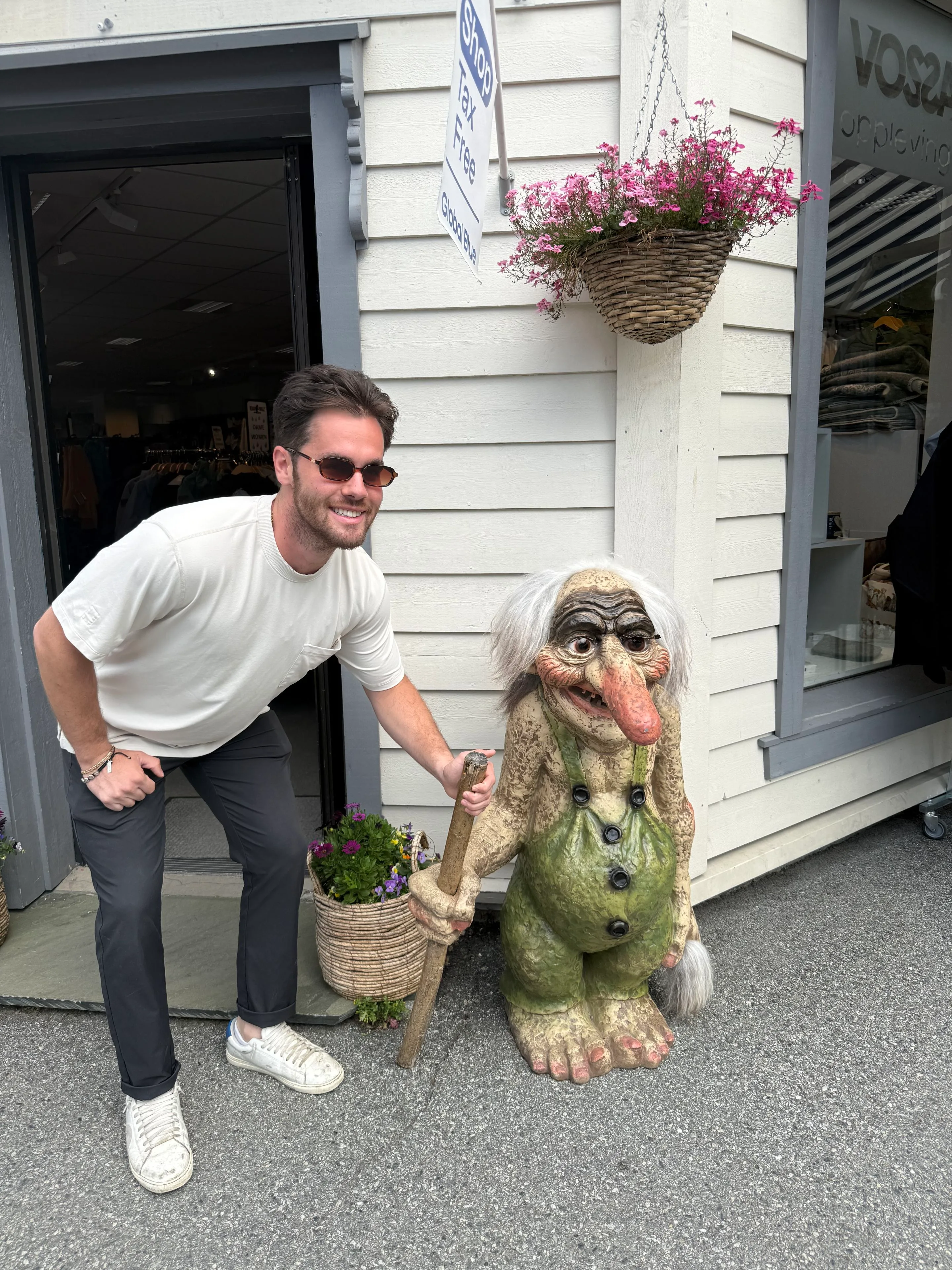 trolls
