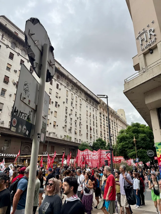 love a good protest